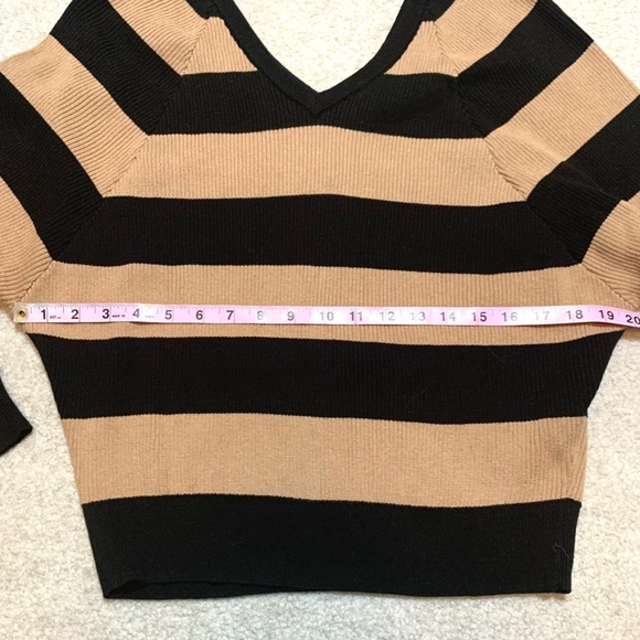 NWT Chaser Stripe V-Neck Sweater Women Small Tan Black 100% Cotton - Picture 5 of 7